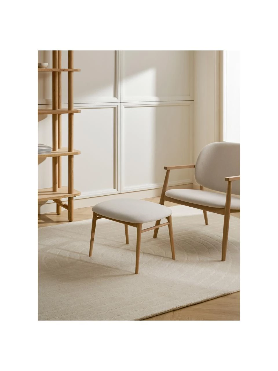 Westwing Collection Holz-Hocker Aurea mit Polsterung, B 58 x H 40 cm – Bild 2