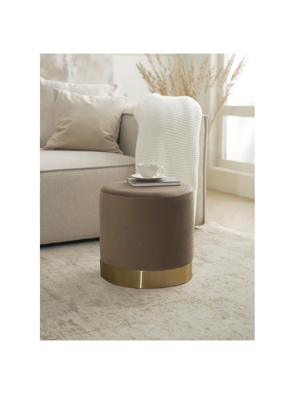 Westwing Collection Samt-Hocker Orchid in Taupe, Ø 38 x H 38 cm – Bild 2